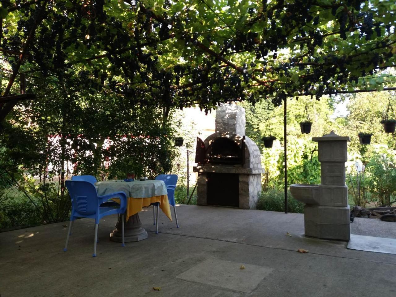 Apartman Donji Kraj Appartement Cetinje Buitenkant foto