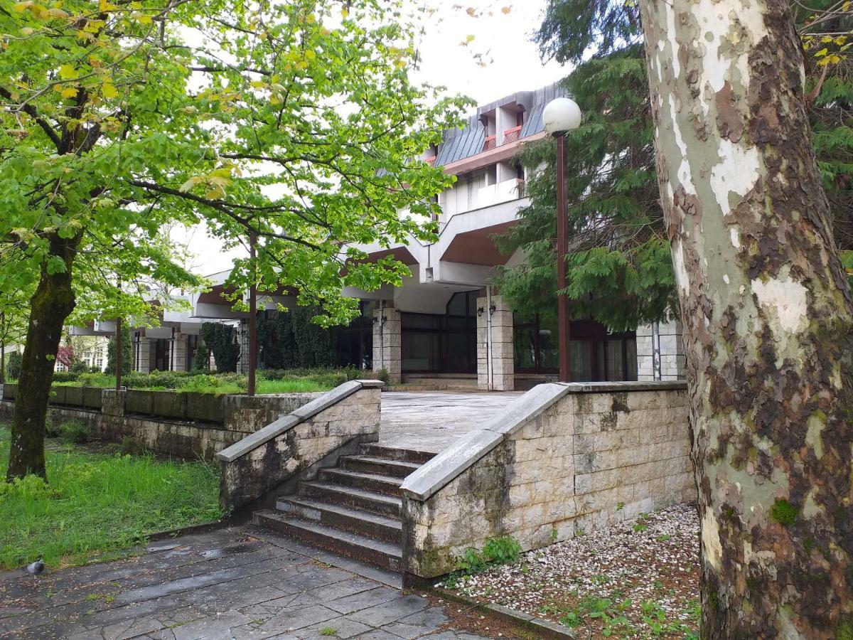 Apartman Donji Kraj Appartement Cetinje Buitenkant foto